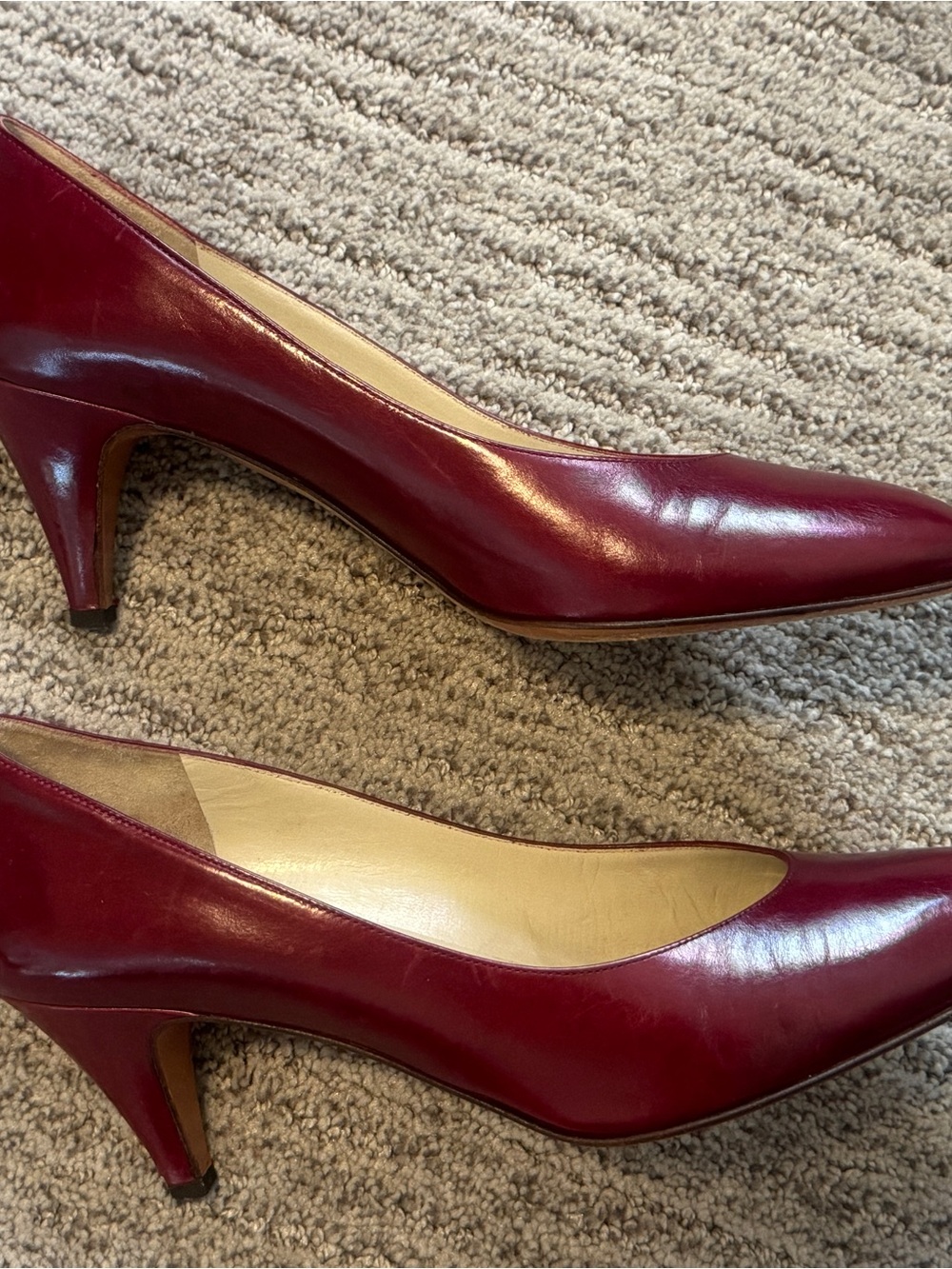 Amalfi Vintage 80s Wine Red Pumps 7.5 Narrow